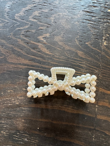 Pearl Hair Clip